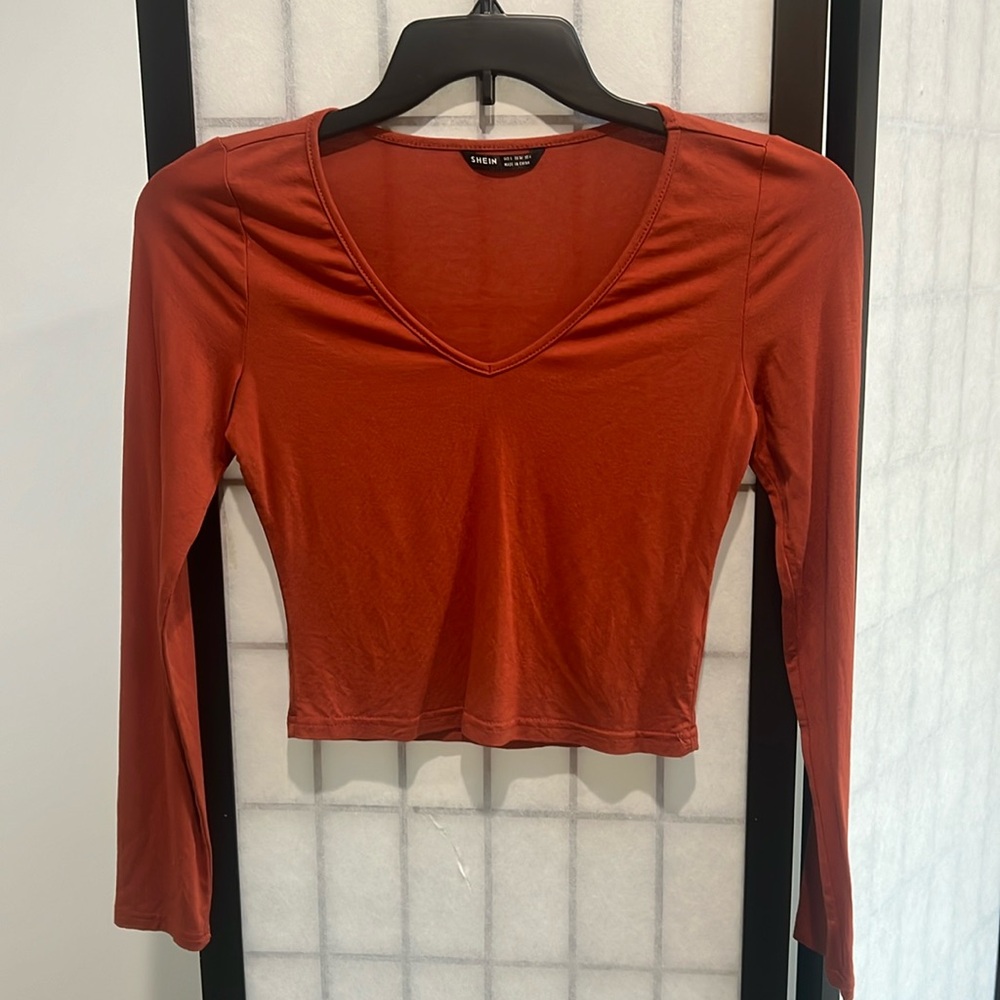 SHEIN Women’s long sleeve layering v-neck t-shirt size small orange
